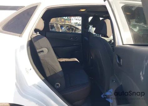 2022 Hyundai Kona N Line z USA, uszkodzony, nr VIN KM8K3CA3XNU781289